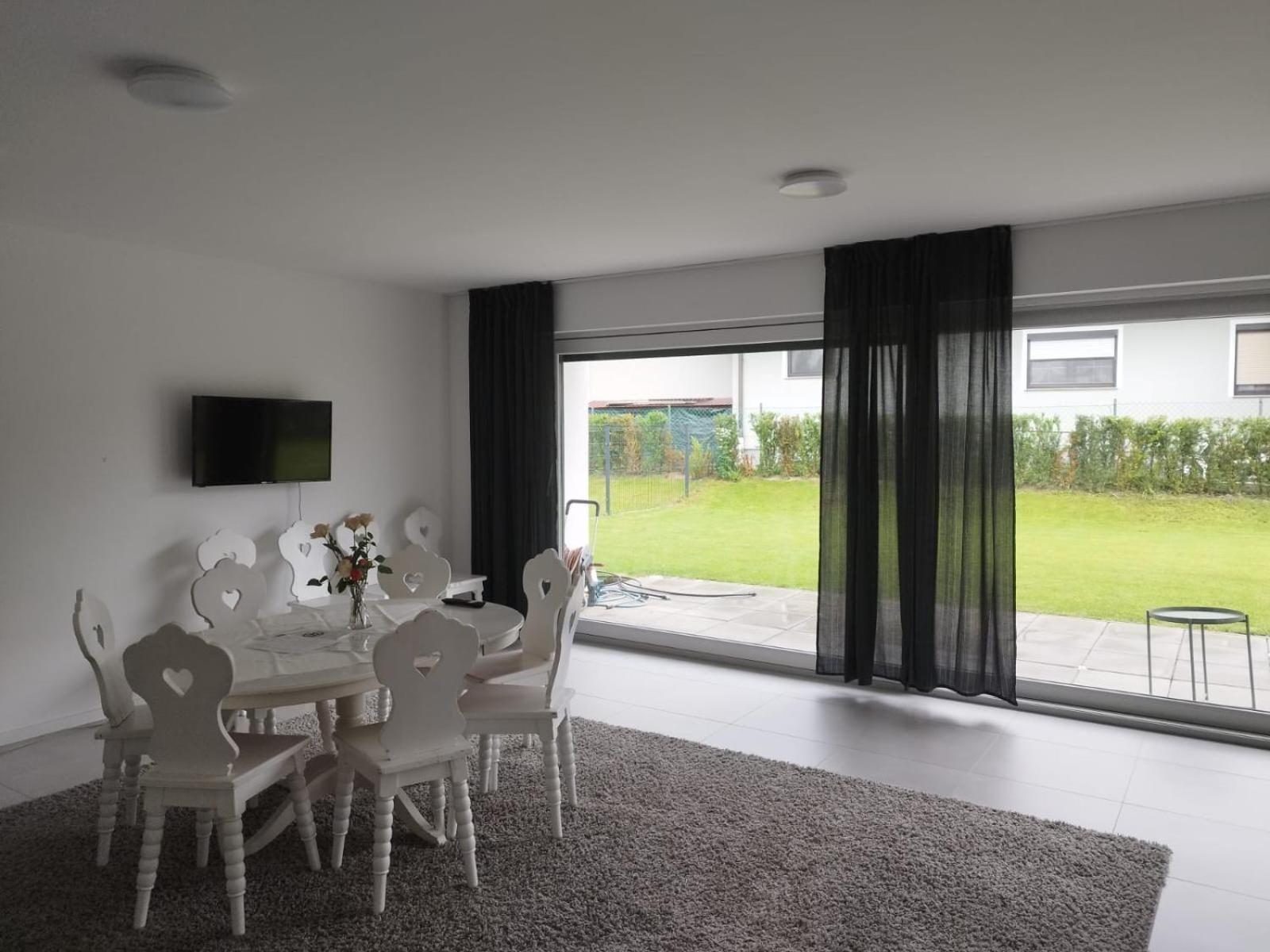 Haus Mit Garten Bei Wien Langenzersdorf Стая снимка